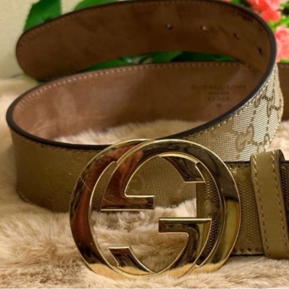 Gucci Gold GG Imprime Canvas Interlocking G Buckle
80 cm